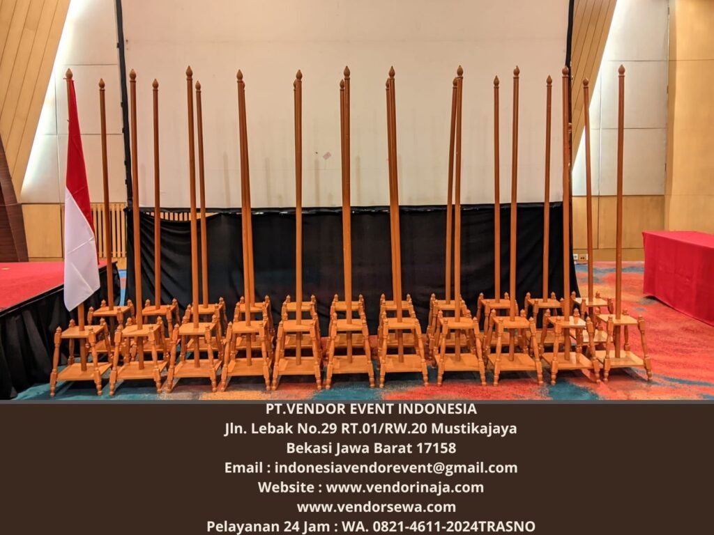 Rental Tiang Bendera VIP Kayu Jakarta