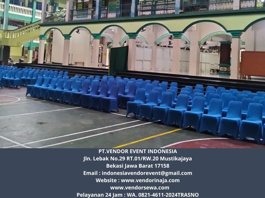 Rental Kursi Susun Cover Biru Event Pesantren Asshidiqiyah Jakarta