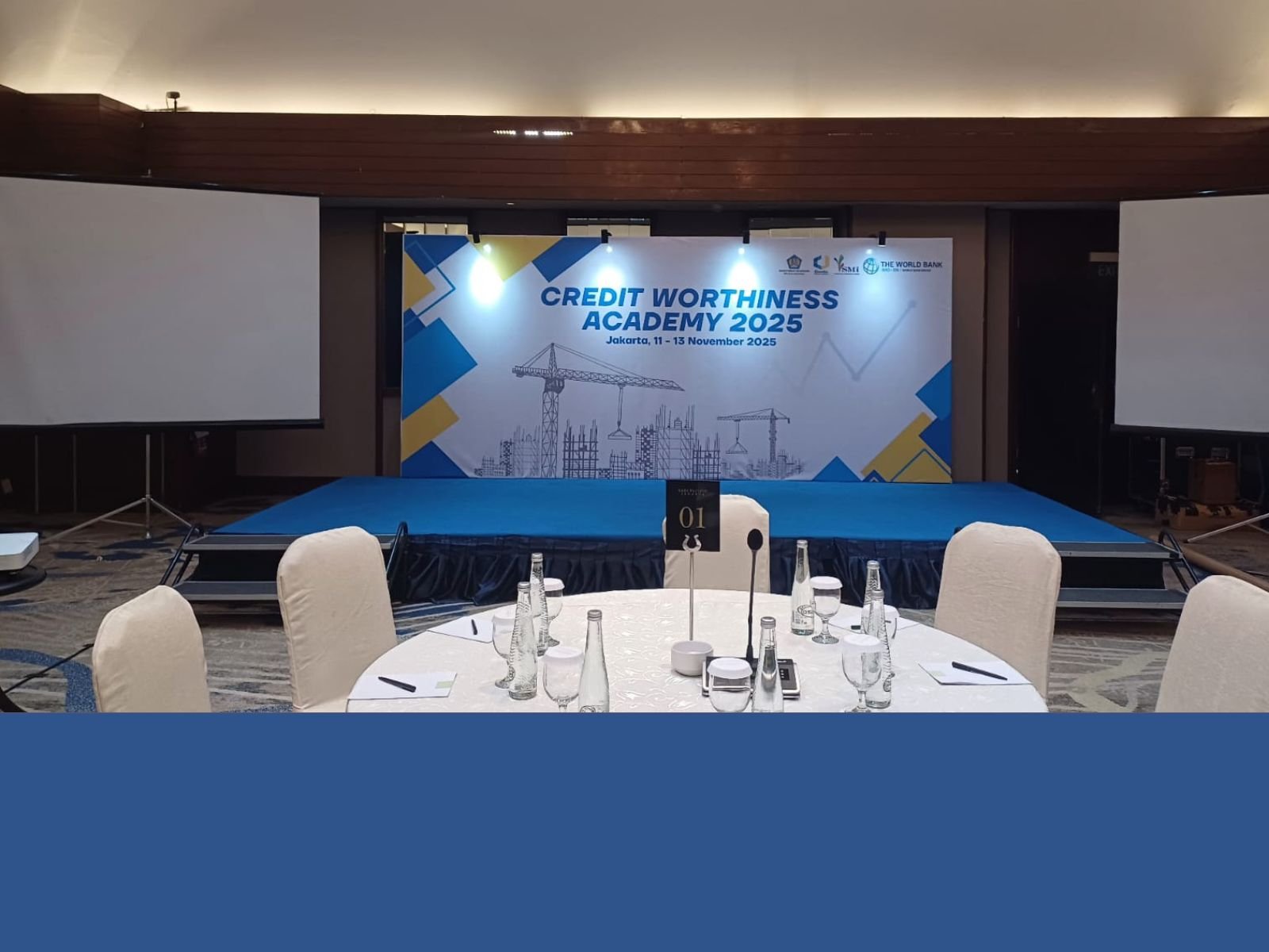 Pusat Sewa Backdrop,Panggung,Round Table Dan Kursi Event Jakarta