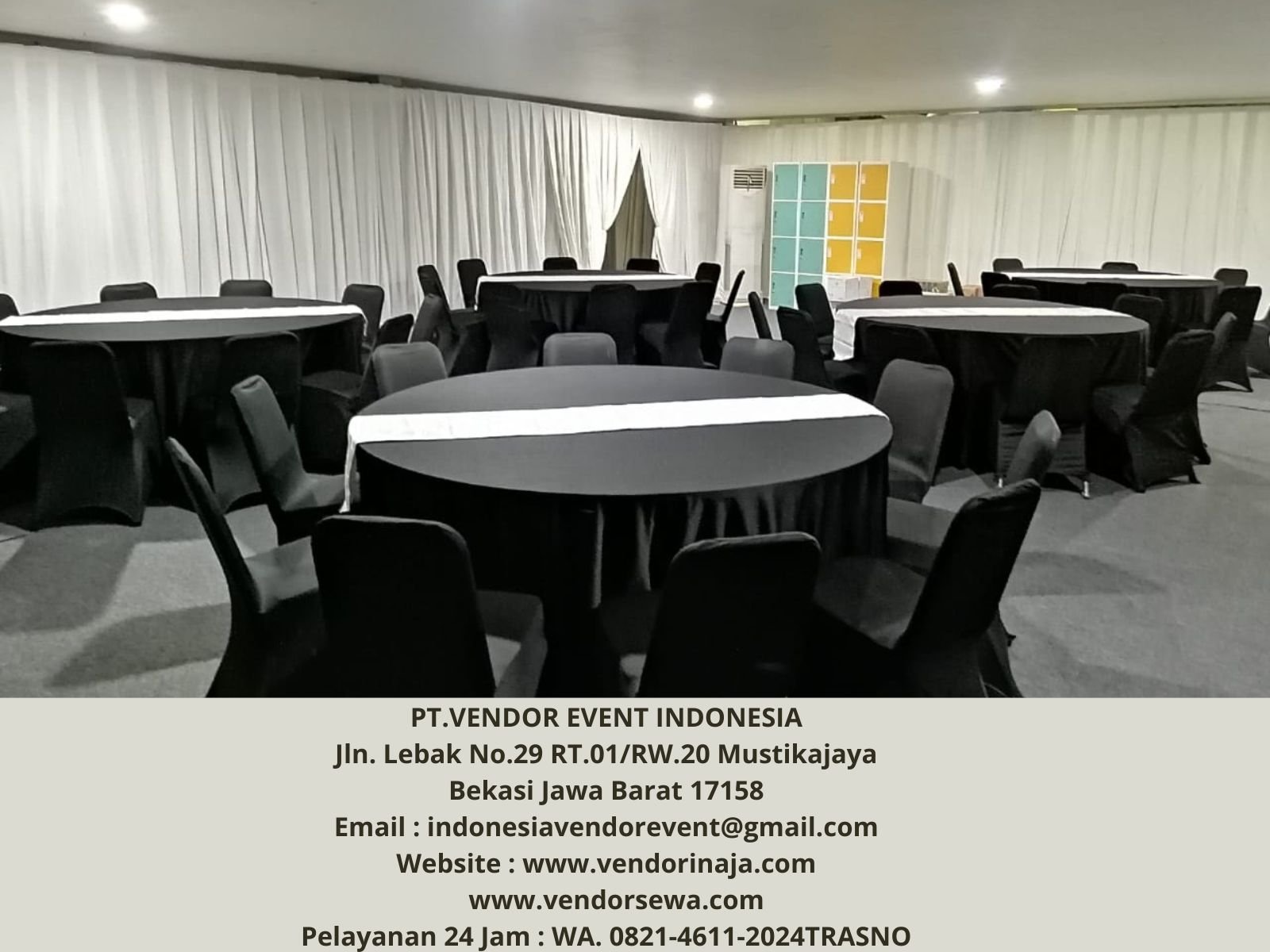 Rental Meja Bulat Cover Hitam,Meja Kaca VIP,Kursi Futura Jakarta