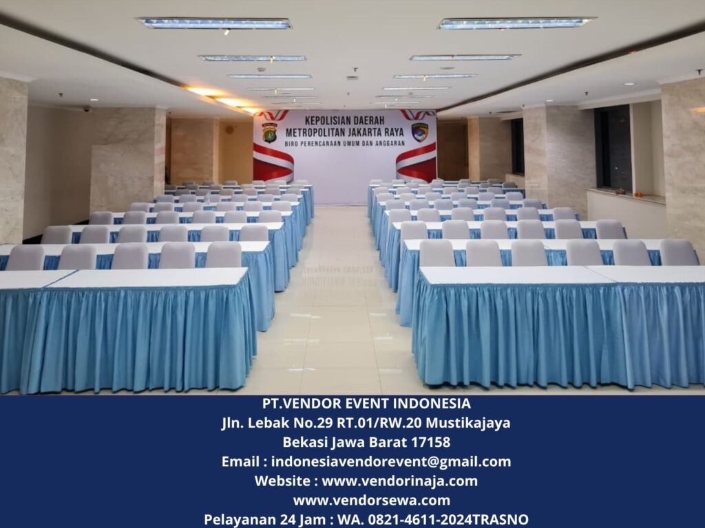 Rental Meja Kotak Skirting Biru Muda Taplak Putih Area Jakarta