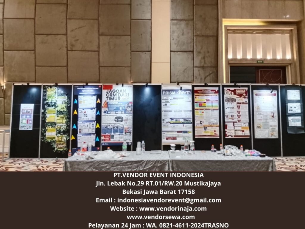 Sewa Partisi Hitam Pameran+Lampu Event Hotel Harris Bandung