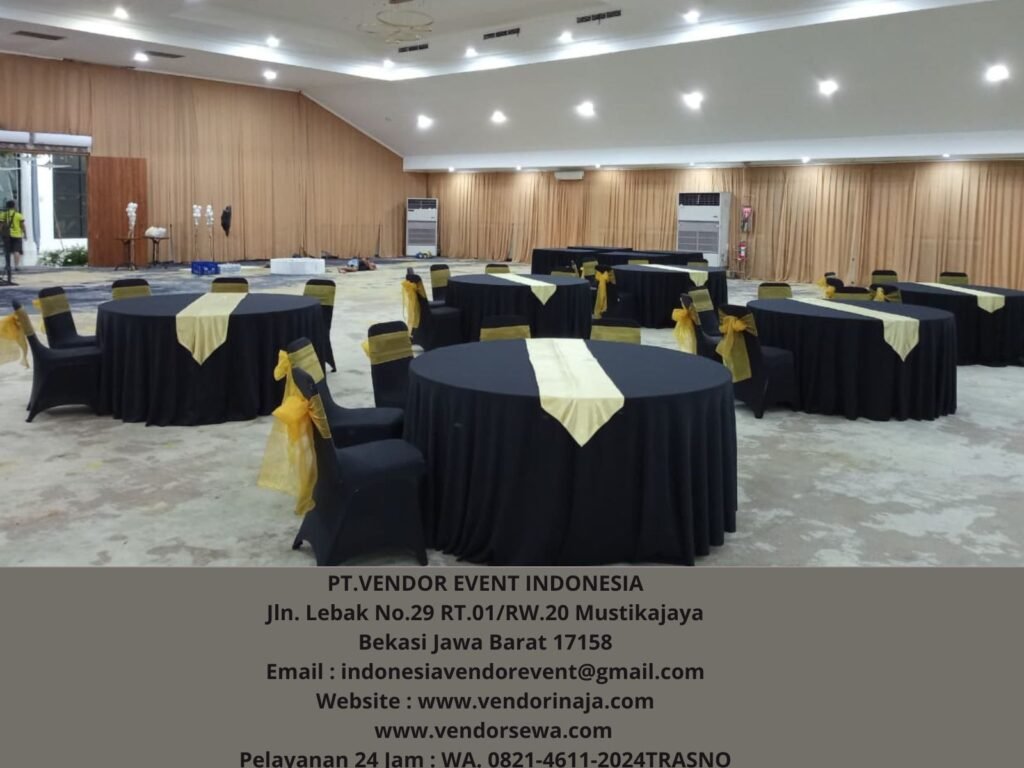 Rental Meja Bundar D160cm Cover Hitam Area Cibubur