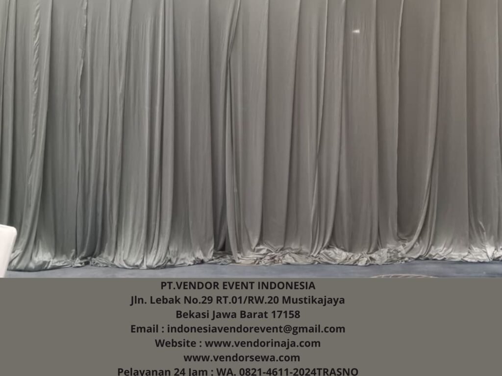 Sewa Panggung Karpet Hitam Dan Tirai Abu-abu Jakarta