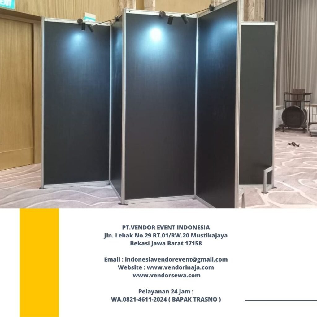 Rental Partisi Hitam Zig zag Event Regis Hotel