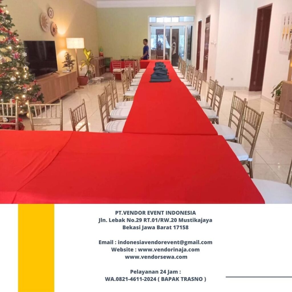 Sewa Meja Kotak Dan Kursi Tiffany Gold Kemang Dalam Jakarta Selatan