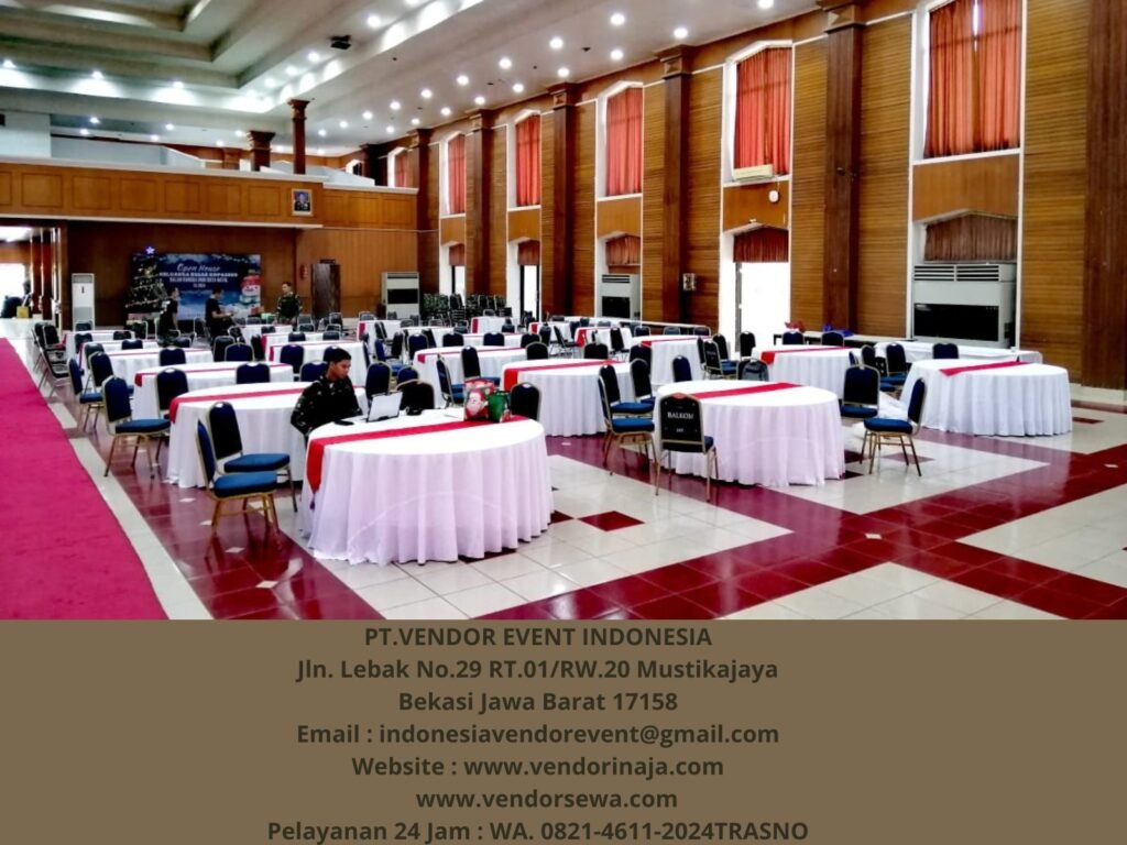 Rental Round Table Runner Merah Jakarta