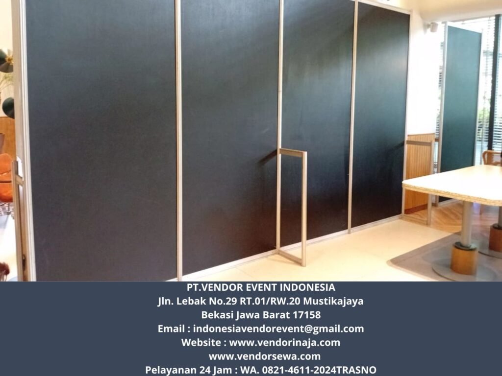 Sewa Partisi Hitam Sekat Ruang Dan Backdrop Area Bekasi