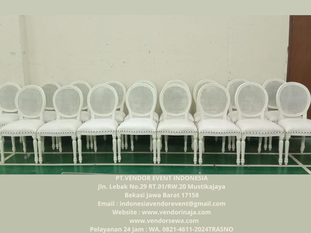 Sewa Kursi Royal Rafless Putih Event Plataran kota senayan