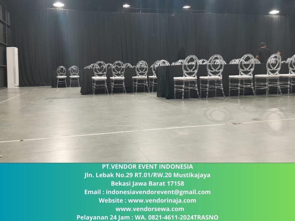 Sewa Meja Kotak,Kursi Oliva Bening Bahan Acrylic Area SCBD