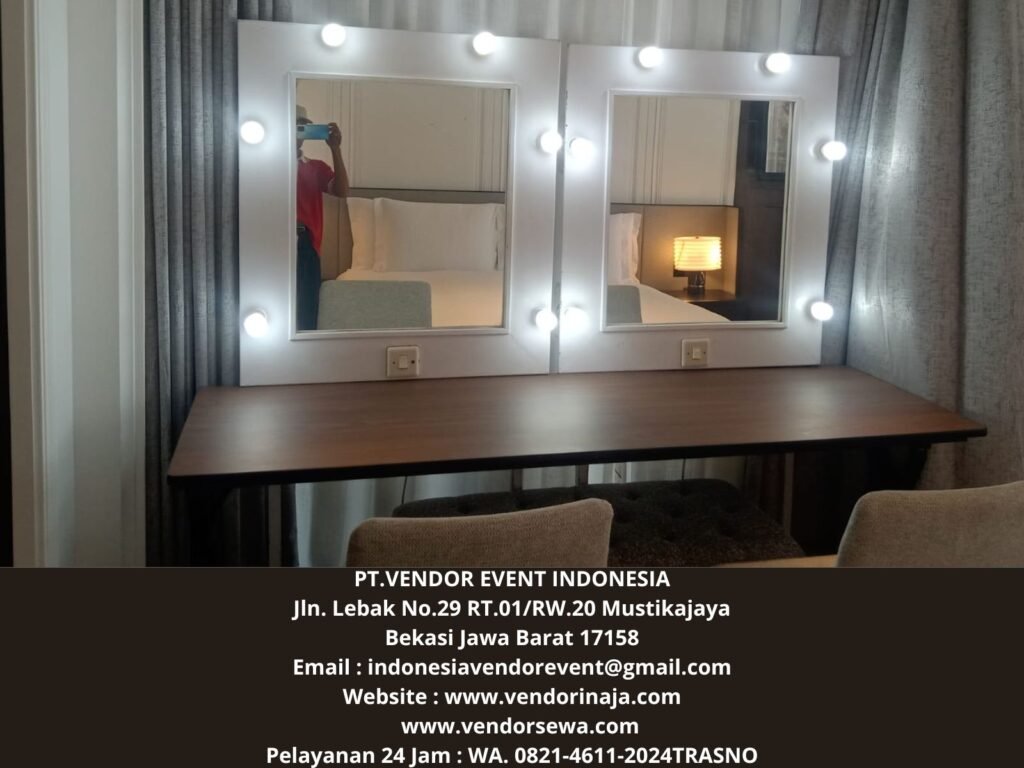 Sewa Meja Dan Kaca Rias Putih Jakarta