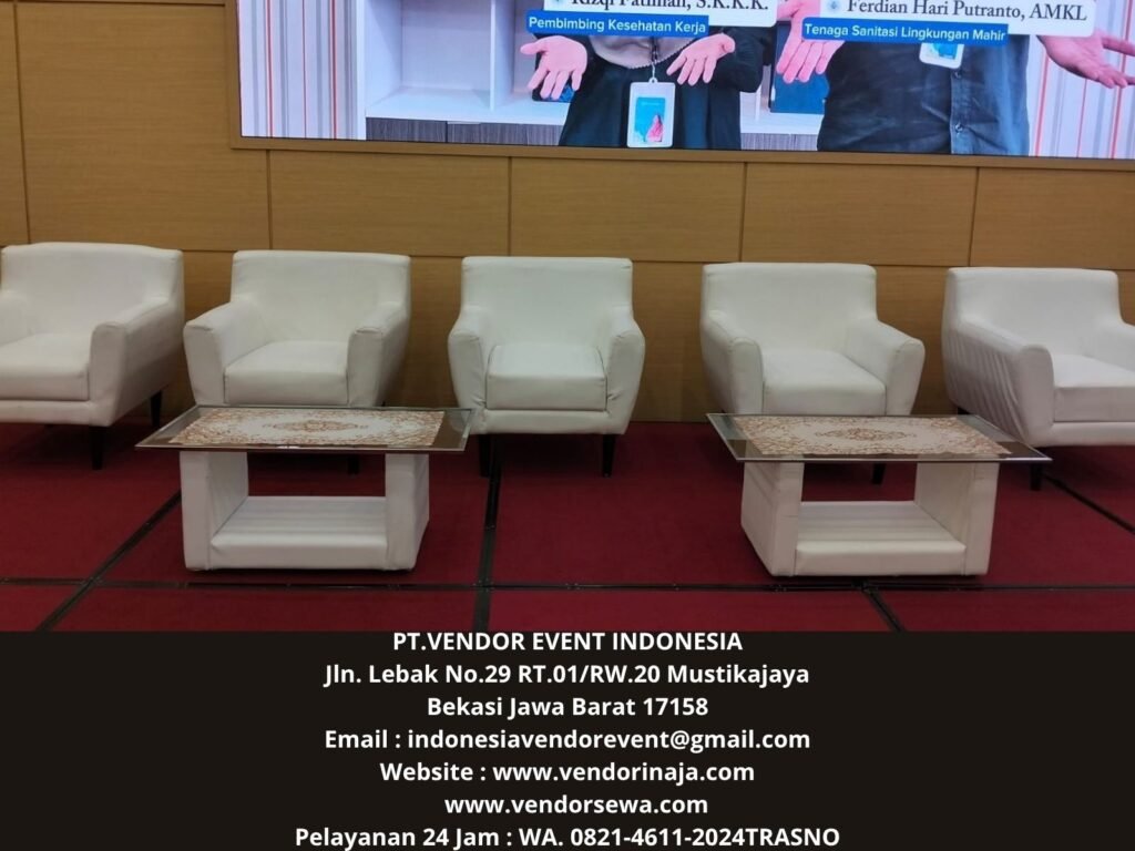 Rental Sofa Scandinavia Putih Set Meja Kaca Cawang (0821-4611-2024)