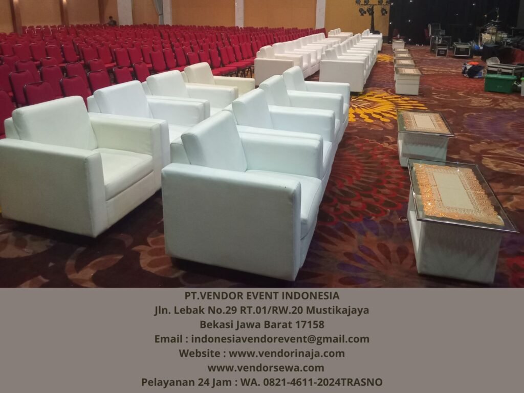 Sewa Sofa Putih wisma Serbaguna Senayan(0821-4611-2024)