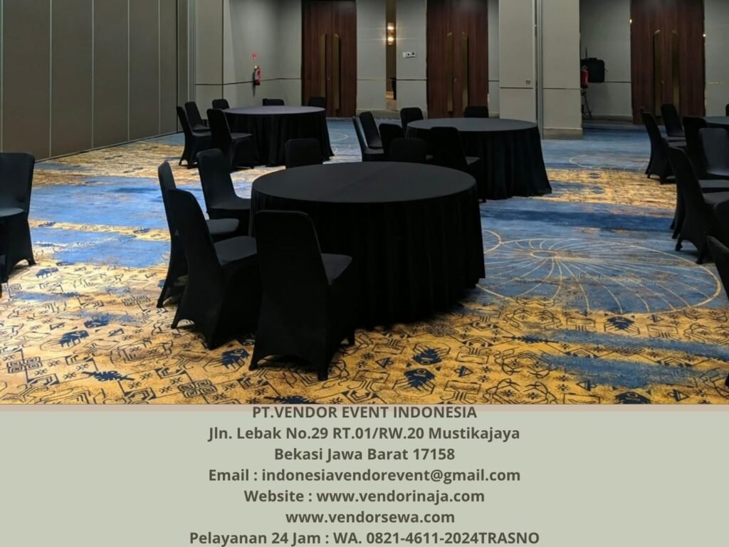 Sewa Meja D 160cm Cover Tebar Hitam Jakarta (0821-4611-2024)
