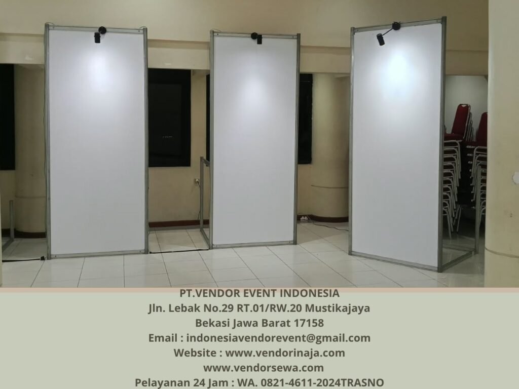 Sewa Partisi + Lampu Sorot Event Ui Depok (0821-4611-2024)