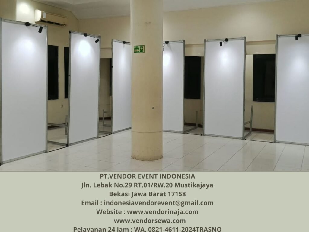 Sewa Partisi + Lampu Sorot Event Ui Depok (0821-4611-2024)